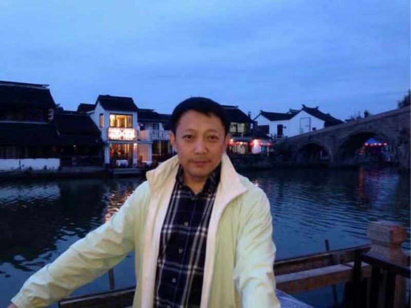 巧克力绅士的第六张照片--明溪相亲网