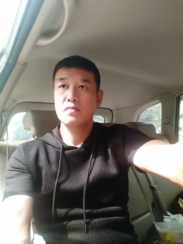 深爱的疯子的第一张照片--明溪相亲网