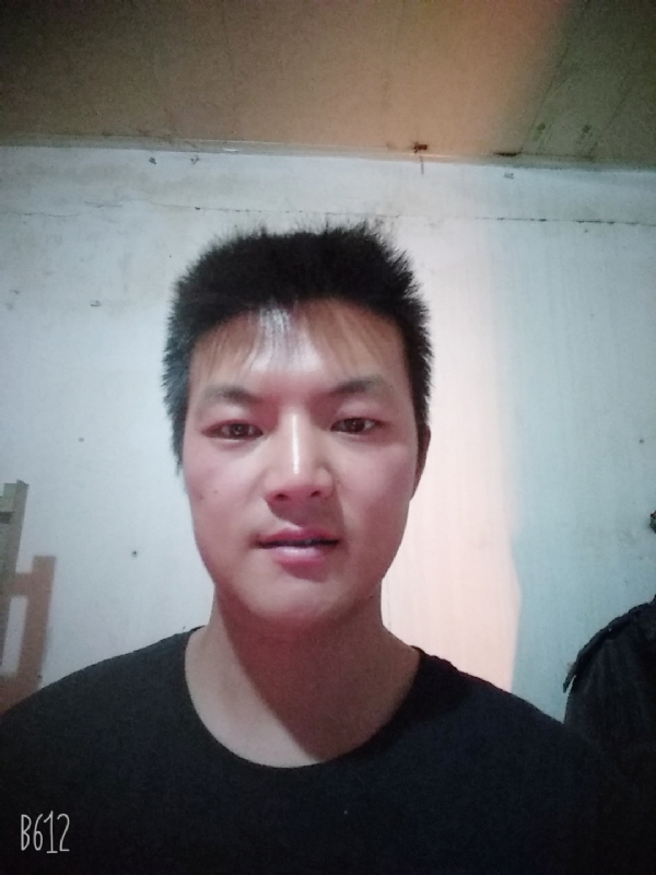 风轻云淡的第一张照片--明溪相亲网
