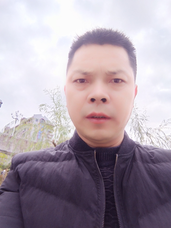 随缘的第一张照片--明溪相亲网