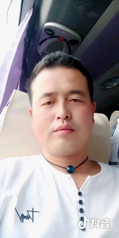 瞬间被爱上的第一张照片--明溪相亲网