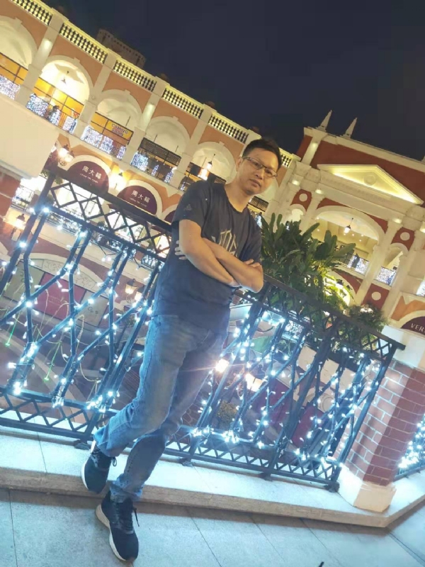 落单恋人的第一张照片--明溪相亲网