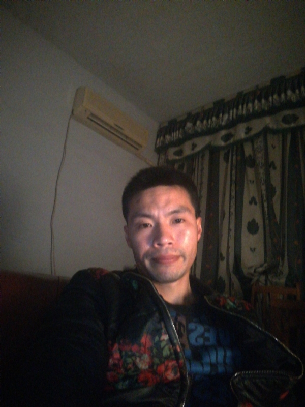 性情男儿的第一张照片--明溪相亲网