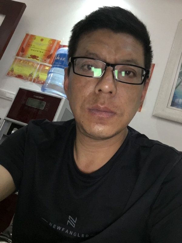 牵手的第三张照片--明溪相亲网