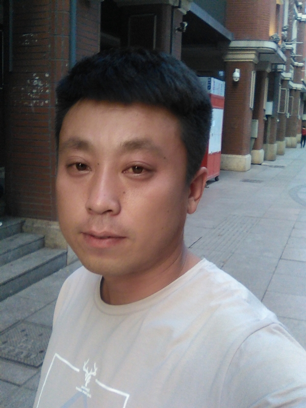 冰冷的心的第一张照片--明溪相亲网