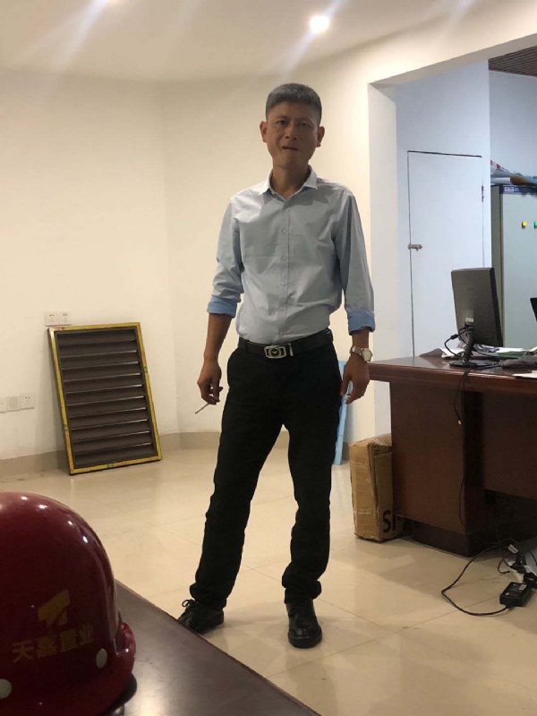 郁闷之中的第一张照片--明溪相亲网