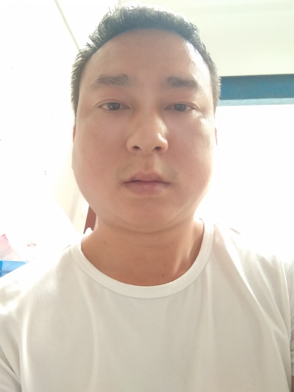 大叔的第一张照片--明溪相亲网