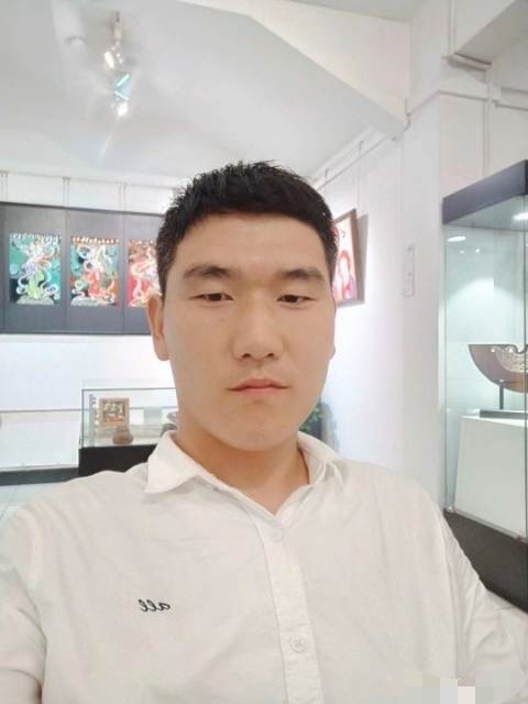 自律人生的第一张照片--明溪相亲网
