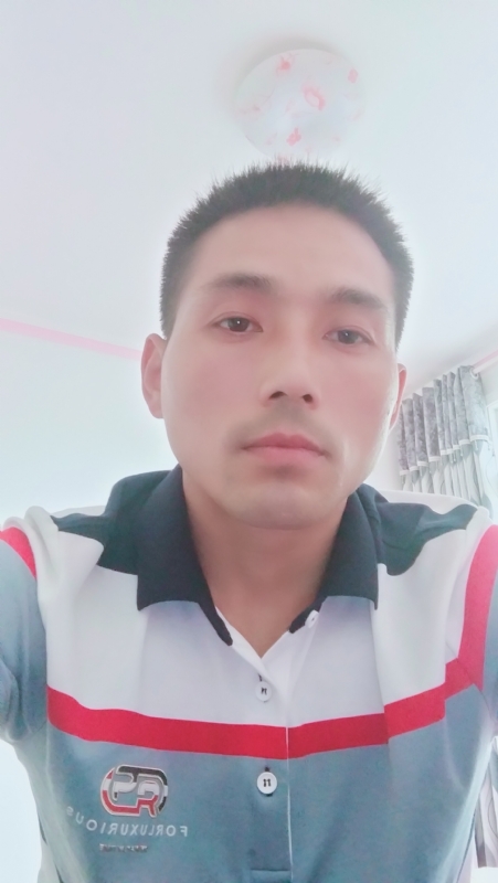 染红尘世的第一张照片--明溪相亲网