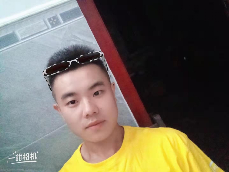 建国90周年的学渣的第一张照片--明溪相亲网