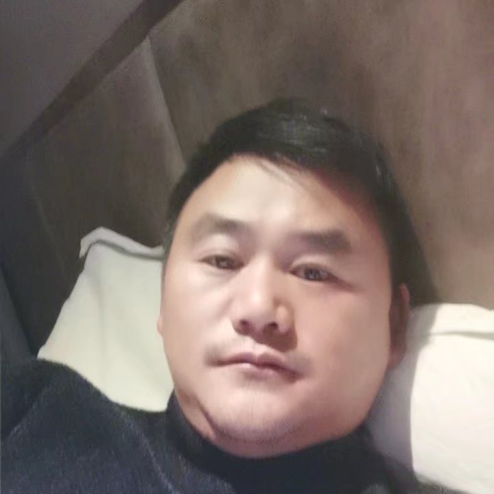 奔跑的第四张照片--明溪相亲网