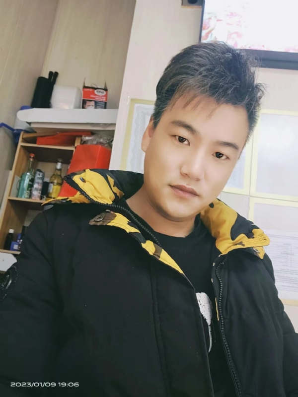 孤酒枕愁眼眠的第一张照片--明溪相亲网