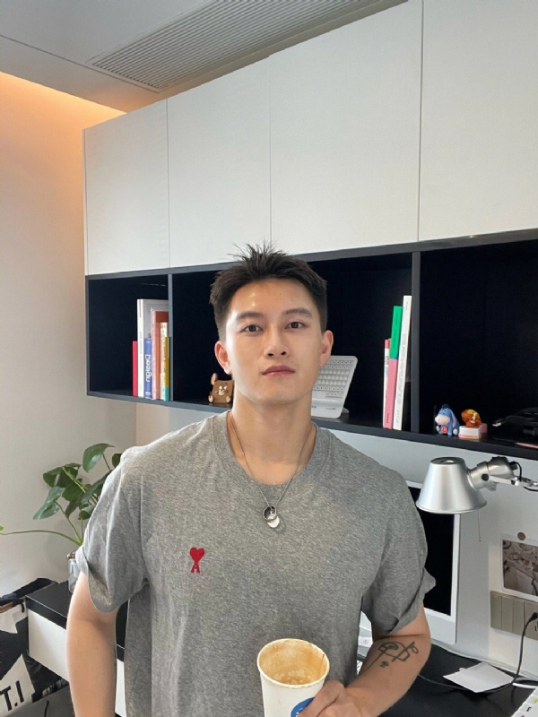 月光之下的第二张照片--明溪相亲网