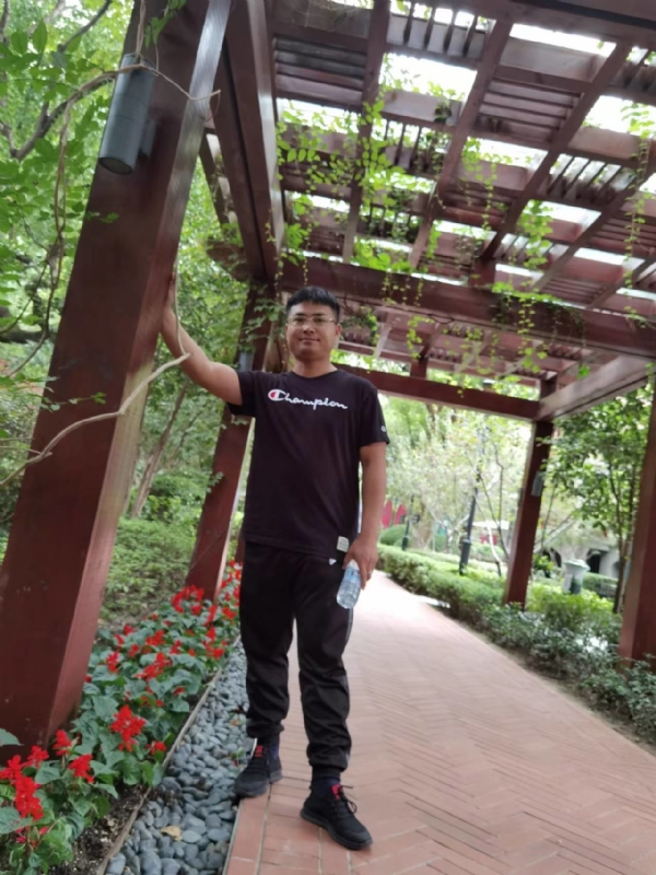 会飞的鱼的第一张照片--明溪相亲网