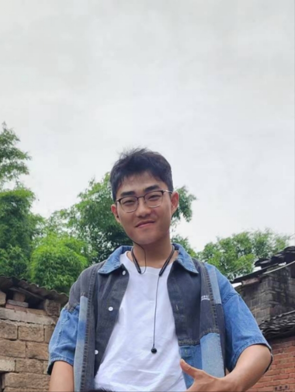 越努力越幸运的第一张照片--明溪相亲网