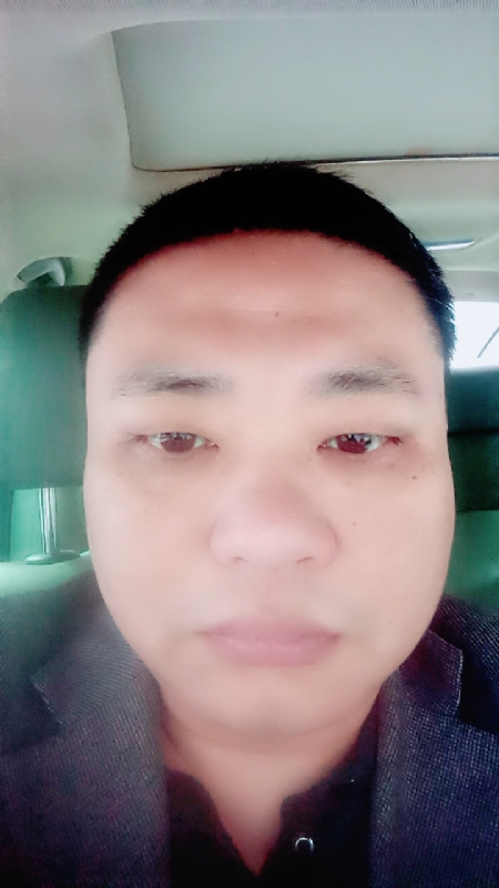 向日葵的第一张照片--明溪相亲网