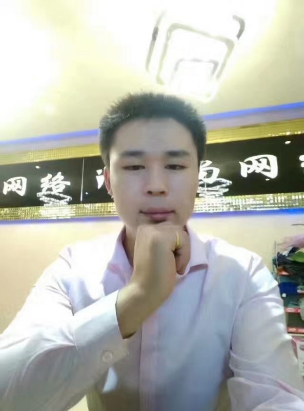沉默寡言的第一张照片--明溪相亲网
