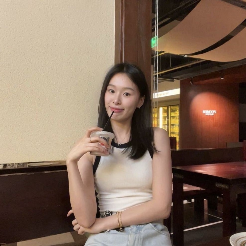 羽毛的第一张照片--明溪相亲网